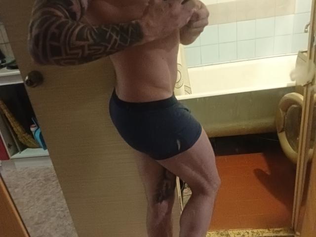 DavidXSecret - Live sex cam - 19532878