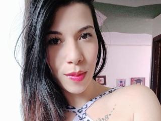 LauraaVelez - Live sex cam - 19540710