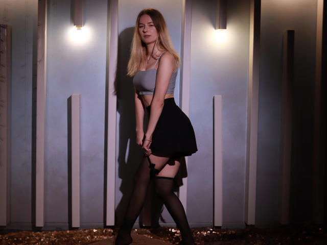 EllieGordon - Live sex cam - 19542762