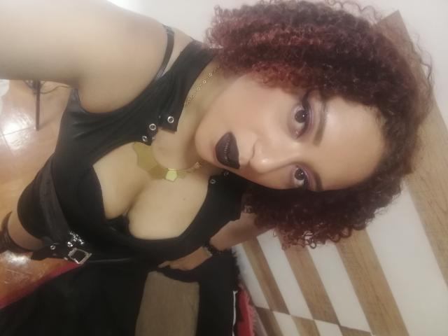 VioletaSwitch - Live porn &amp; sex cam - 19543766