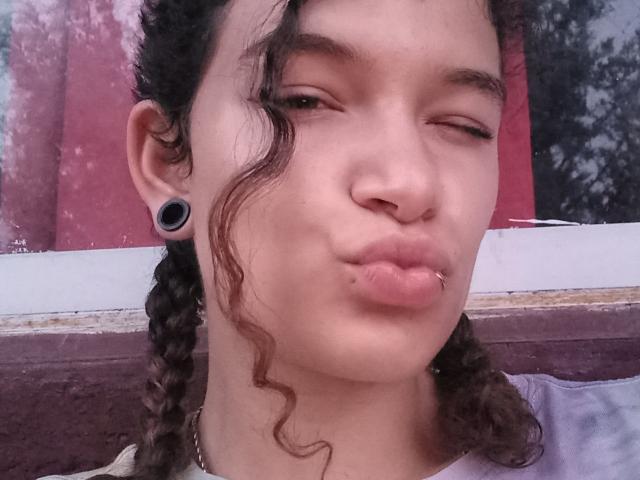 WendyBeckerX - Live sex cam - 19544786