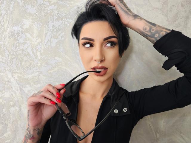 SophiePriestess - Live porn &amp; sex cam - 19548114
