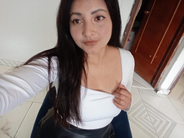 Shanaya - Live Sex Cam - 19553334