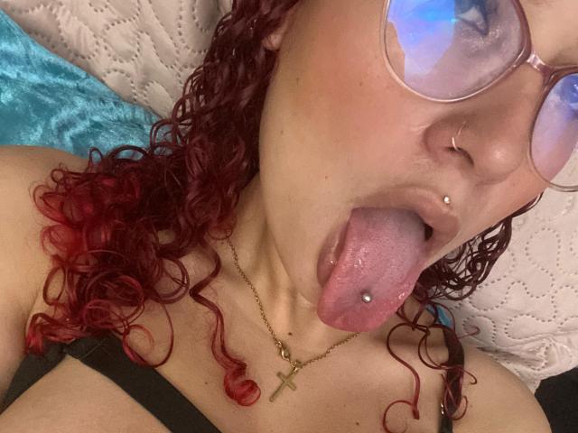 ValeryScot - Live sex cam - 19554722