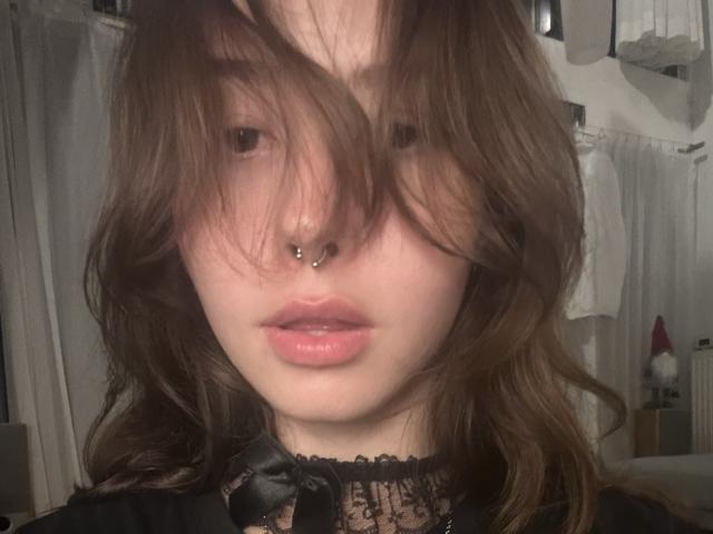 CurlyDarkPrincess - Live Sex Cam - 19555722
