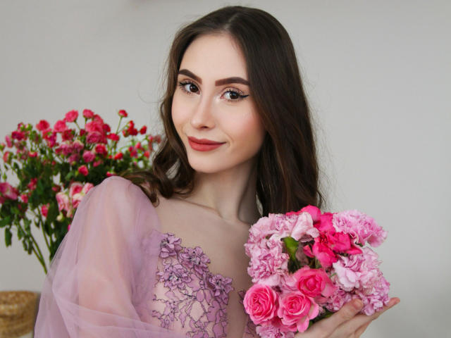 SaraQuincy - Live sex cam - 19565974