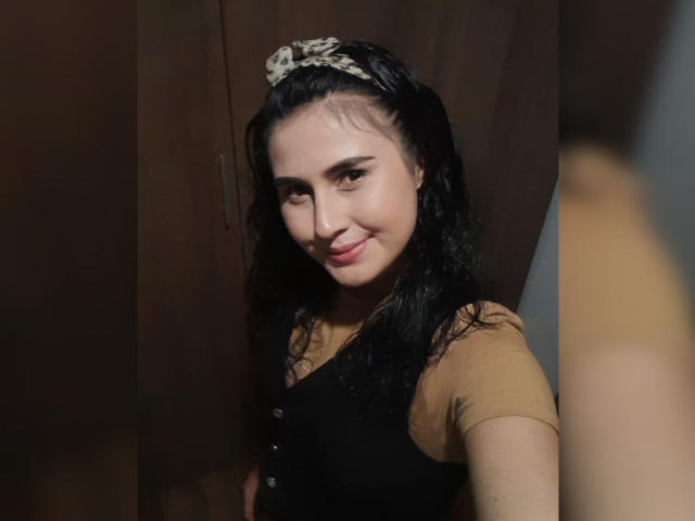 FrancheskaPierce - Live sex cam - 19569534