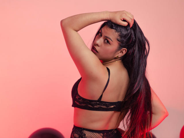 ElaiaBakerr - Live sex cam - 19570574