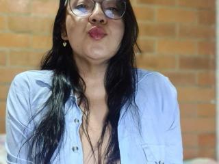 QueenSophiee - Live porn & sex cam - 19572286