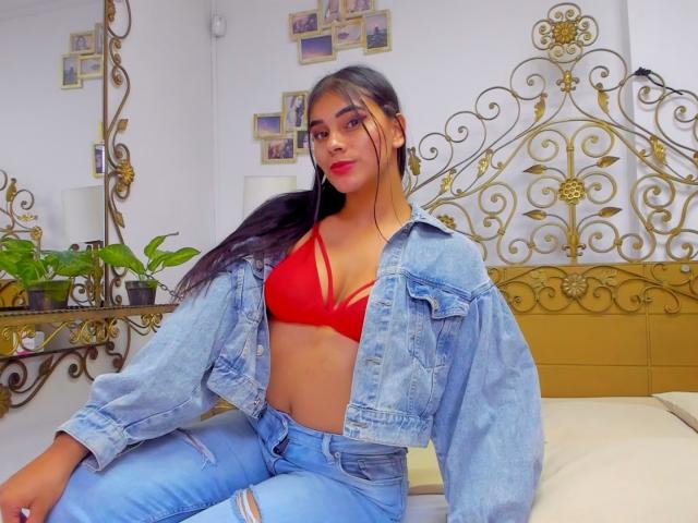 AbbyKey - Live sexe cam - 19576062
