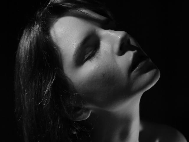 AdelHeide - Live sex cam - 19576706