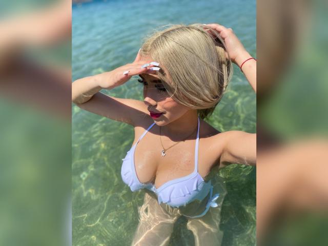 ChristieGarci - Sexe cam en vivo - 19589826