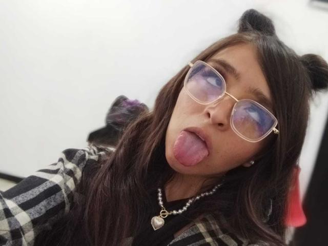 EvaMcAllister - Live porn &amp; sex cam - 19602934
