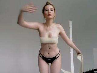 ElzaKom - Live sex cam - 19609590