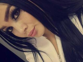 KattMouthful - Live sex cam - 19613486