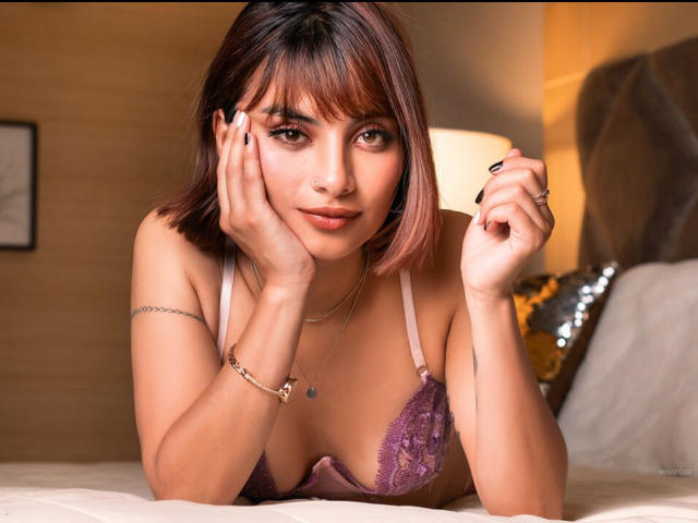 BellaBonnet - Live sex cam - 19613878