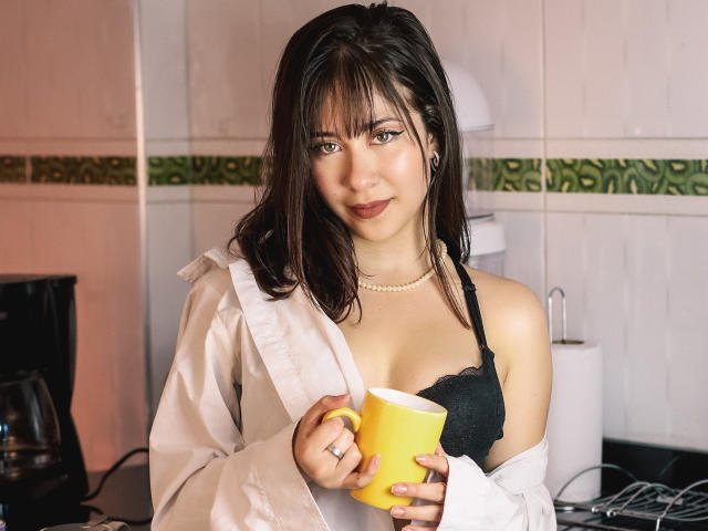 MaddyeGreen - Live porn &amp; sex cam - 19616658