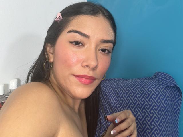 SharonKlart - Live Sex Cam - 19621722
