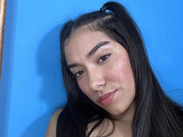 SharonKlart - сексуальная веб-камера в реальном времени - 19621762