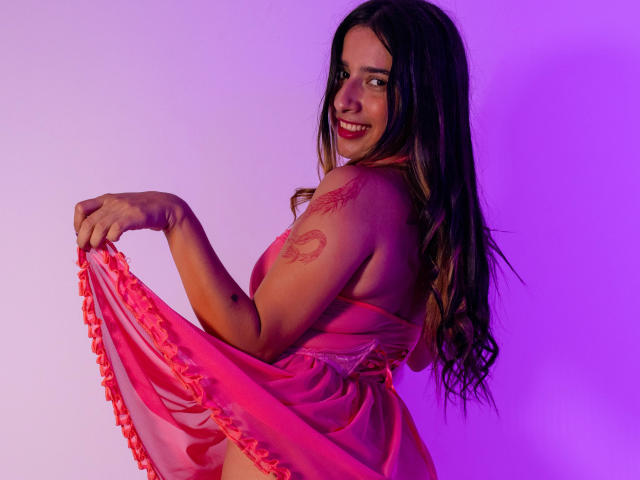 ErikaSweetX - Live porn &amp; sex cam - 19621830