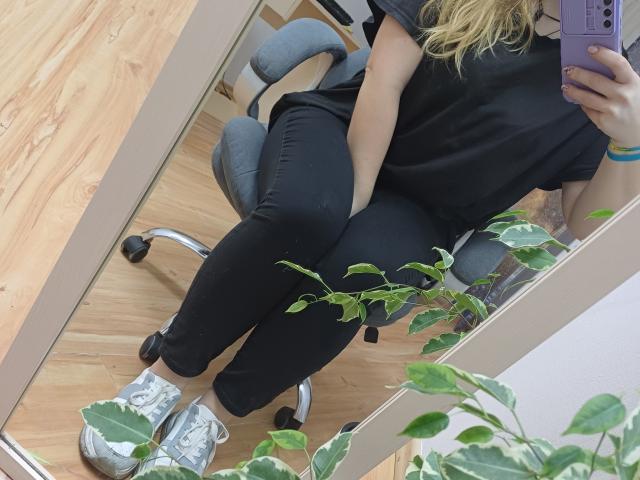 Leiliia - Live sex cam - 19623978