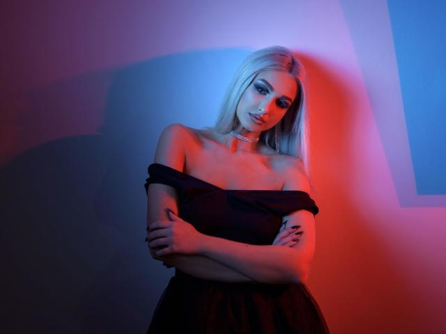 KylieJonnes - Live sex cam - 19628598