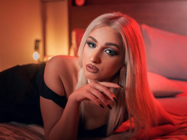 KylieJonnes - Live sex cam - 19628638
