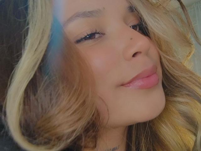 KateZoe - Live Sex Cam - 19646826