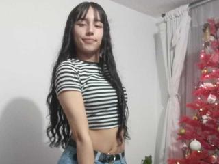 KrisMills - Live porn & sex cam - 19651450