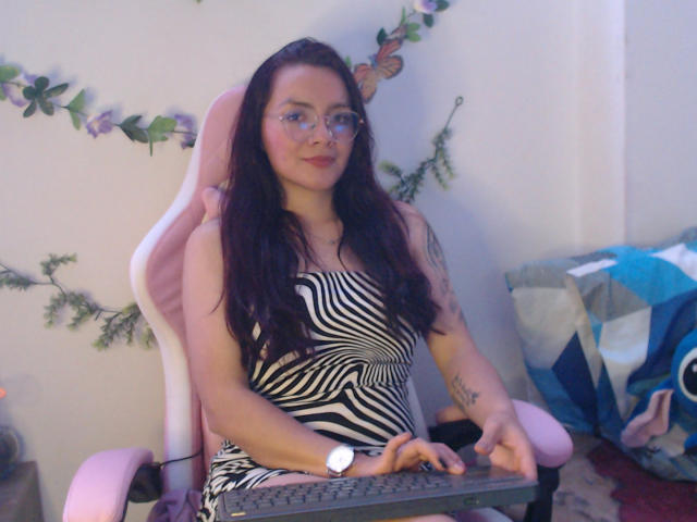 EimmyHoskX - Live sex cam - 19653766