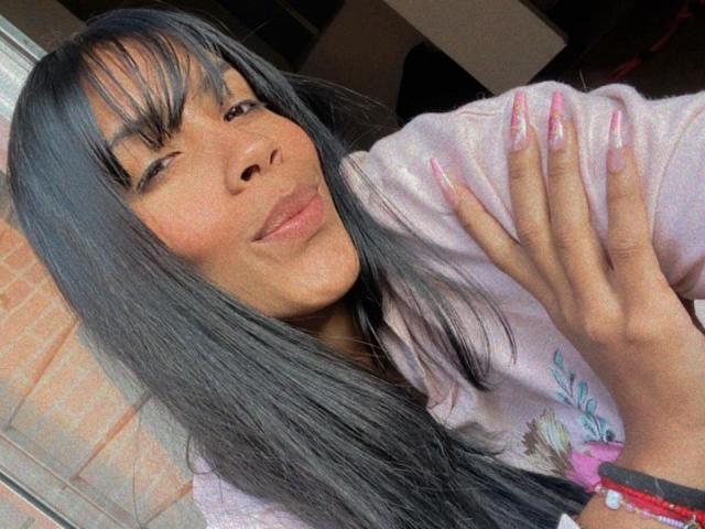 FiorellaBossh - Live porn &amp; sex cam - 19656138