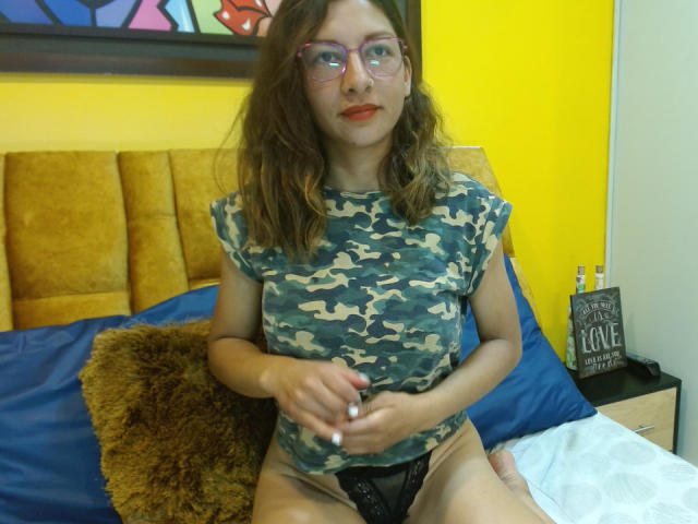 VioletSingh - Live sex cam - 19659526