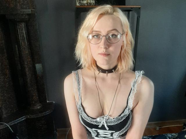 LiaRosen - Live sex cam - 19663946