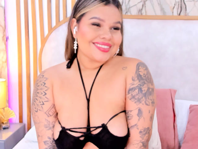 JulianaSousa - Live porn &amp; sex cam - 19667654