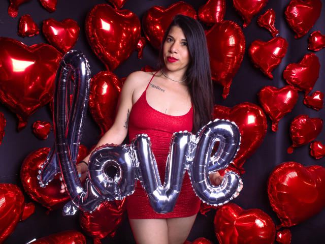 LauraaVelez - Sexe cam en vivo - 19668122