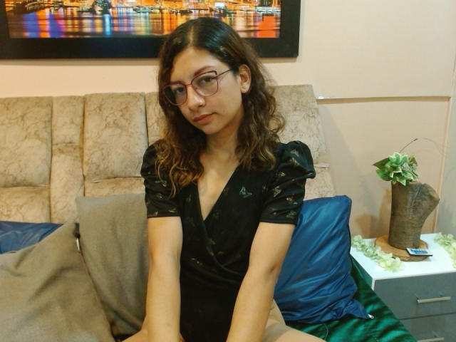 VioletSingh - Live Sex Cam - 19675654