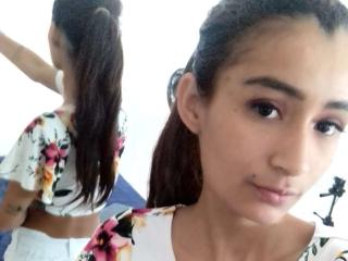 EvaMontessori - Live sex cam - 19677438