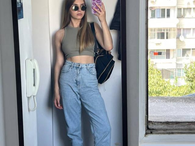 MiaMoone - Live sex cam - 19678558