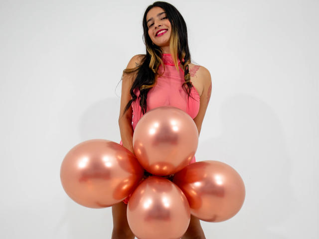 ErikaSweetX - Live sex cam - 19682410