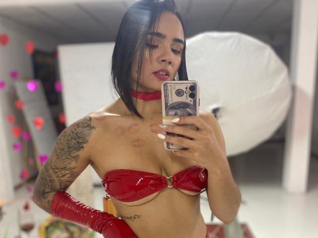 LeaMacarney - Live porn &amp; sex cam - 19682590