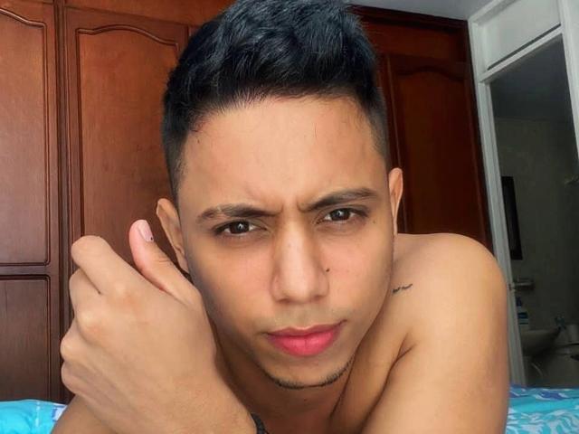 TommySexyHot - Live sex cam - 19683182