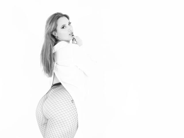 HannaCutex - Live Sex Cam - 19685154