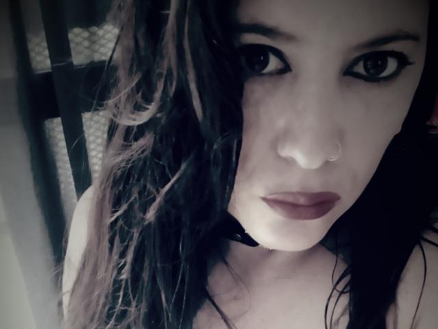 GuadaLovely - Live sex cam - 19694514