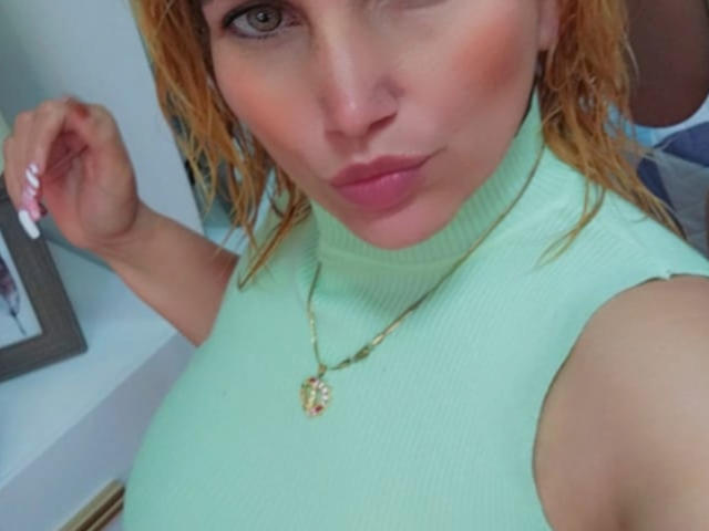 GiuliaAddams - Live porn &amp; sex cam - 19696530