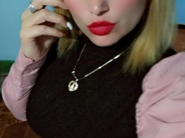GiuliaAddams - Live porn &amp; sex cam - 19696538