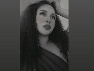 MelaniMouille - Live sex cam - 19709874