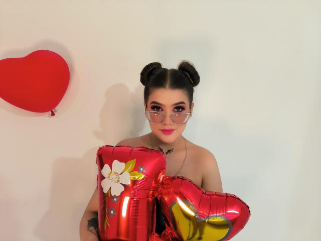 KimSummer - Live sex cam - 19714166