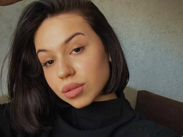 Amalli - Live sex cam - 19714242