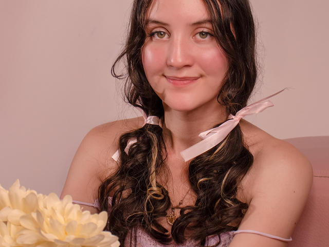 ChloeDulce - Live sexe cam - 19715786