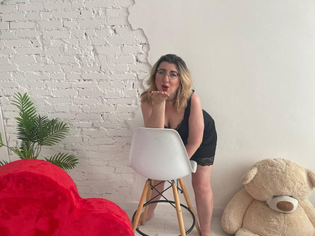 HelenEnigma - Live sex cam - 19716566